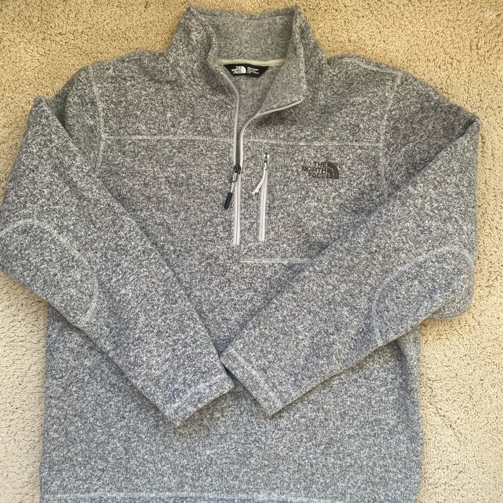 North Face men’s pullover. Half zip. Size large